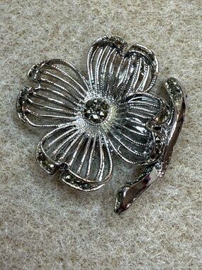 Lisner Silver Tone Floral Marcasite Brooch
